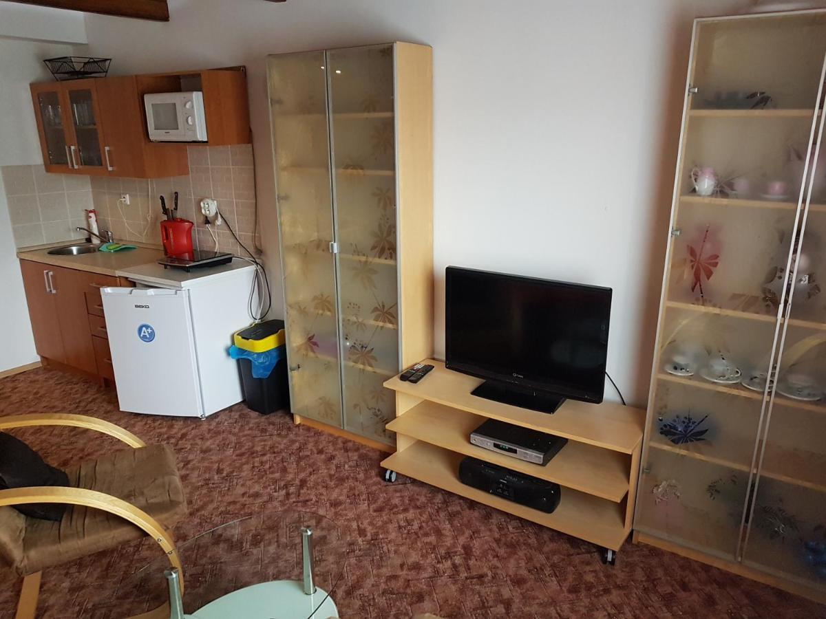 Apartment Příbram Buitenkant foto